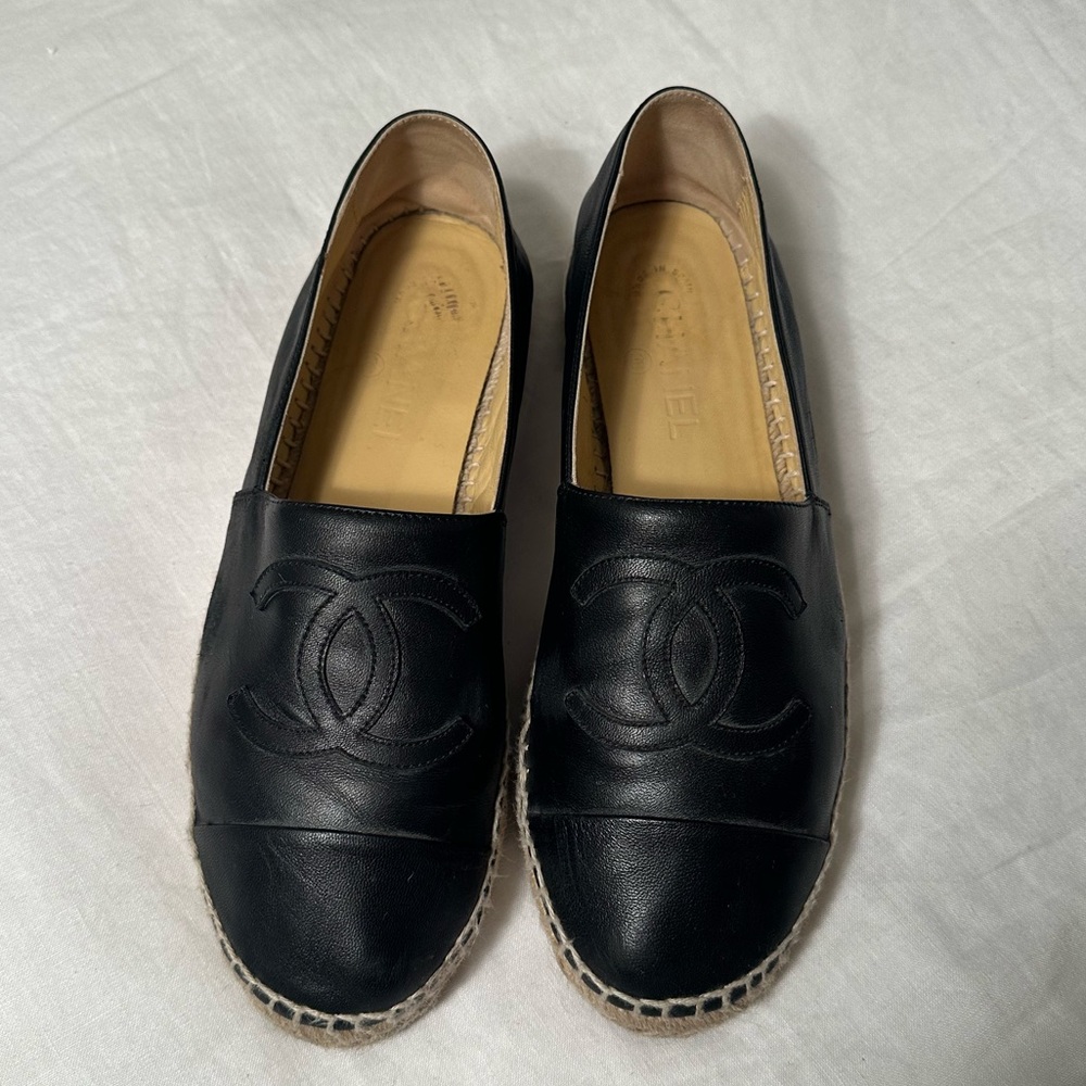 Chanel black espadrilles size 40 - Picture 1 of 3